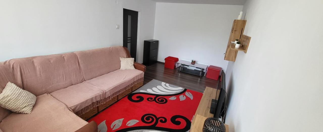 Apartament In Regim Hotelier Deva Bagian luar foto